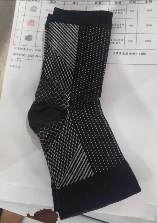 Heel swelling relief socks featuring a stylish design for comfort and support during recovery
